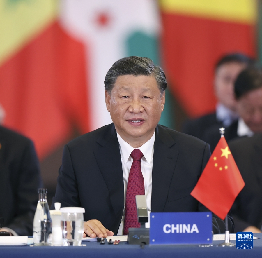 Xi Jinping e il presidente sudafricano al dialogo dei leader Cina-Africa