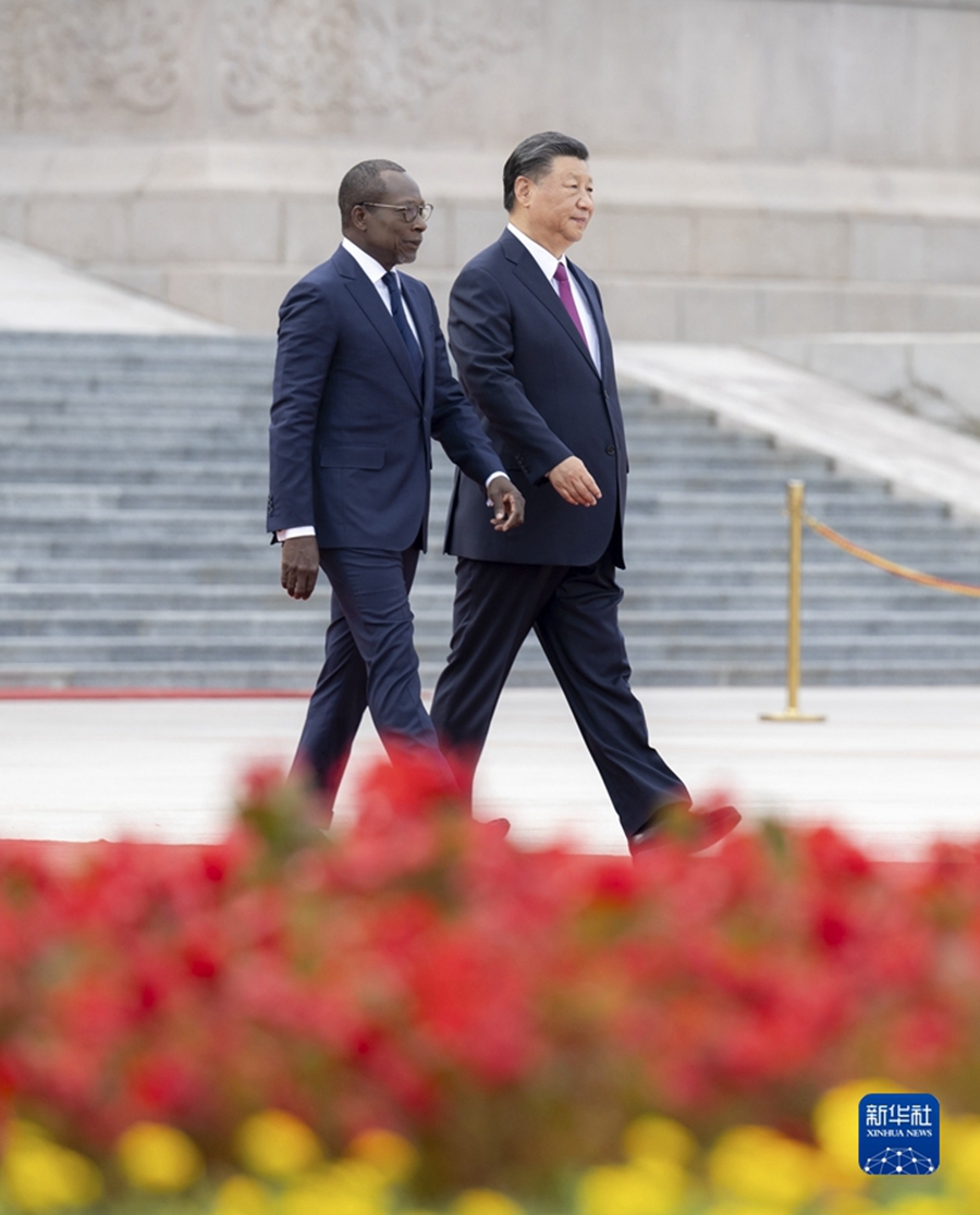 Incontro tra Xi Jinping e Patrice Talon