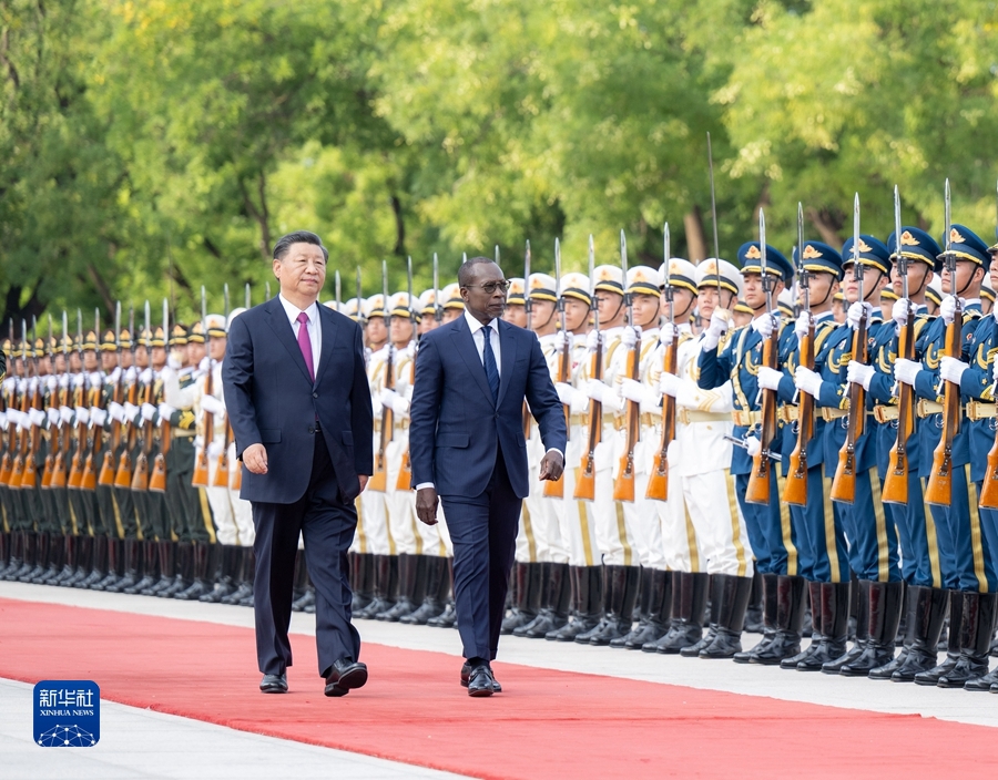 Incontro tra Xi Jinping e Patrice Talon