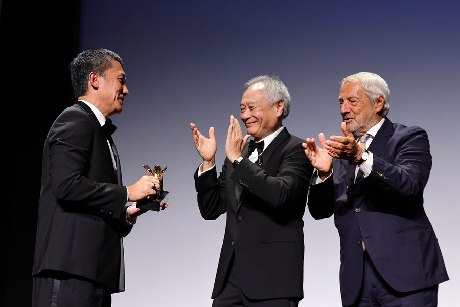 Tony Leung insignito del Leone d'Oro alla carriera alla Mostra del Cinema di Venezia