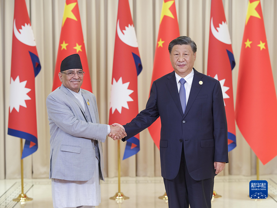 Xi Jinping incontra Prachanda