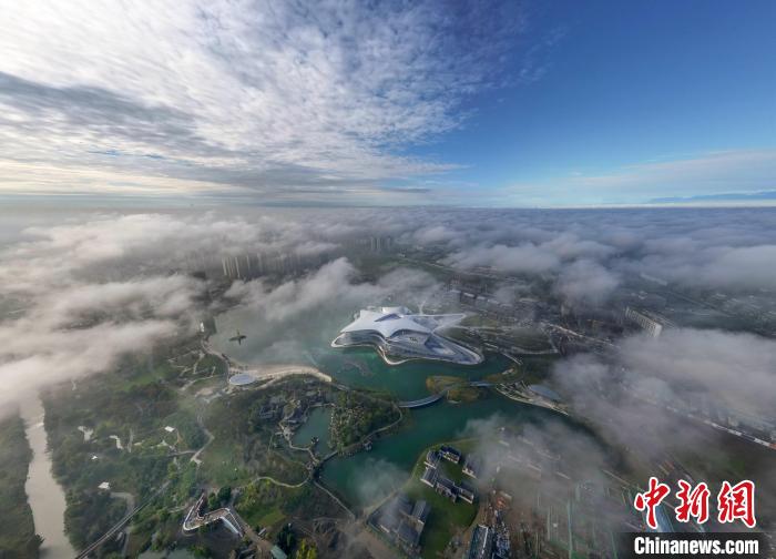 Vista dal drone: la sede principale del Chengdu World Science Fiction Convention 2023