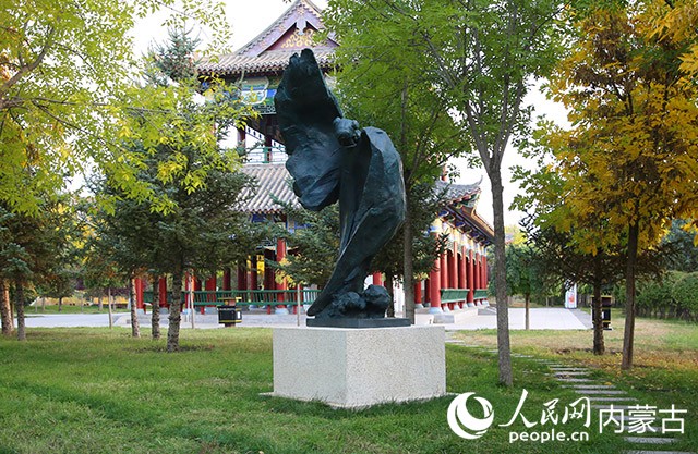 La prima Mostra Internazionale di Scultura di Hohhot si apre al Museo d'arte della scultura di Hohhot