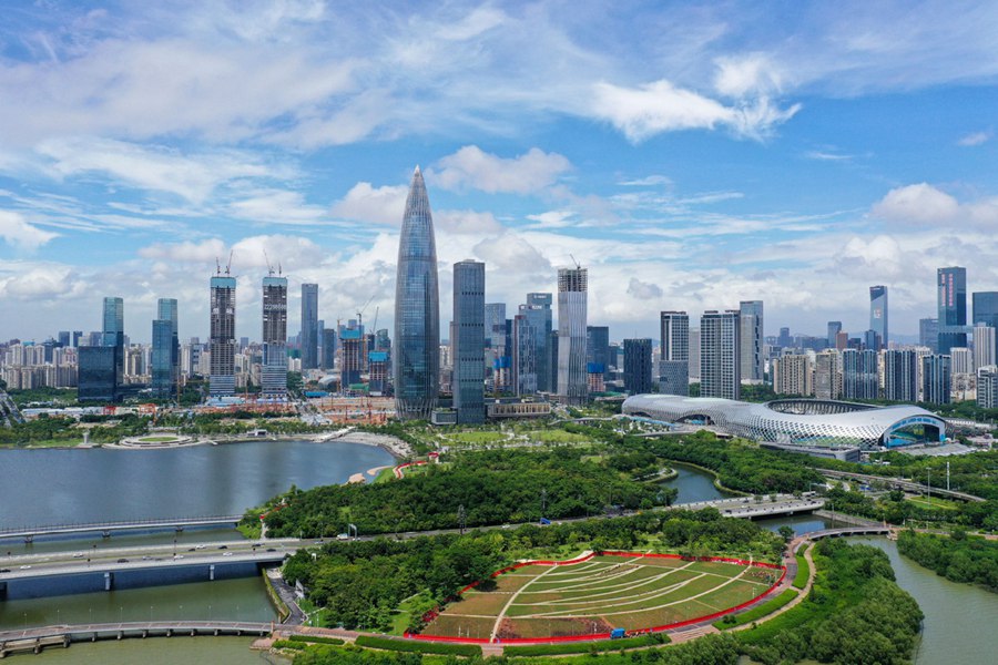 Vista aerea di Shenzhen, nella provincia del Guangdong, Cina meridionale. (13 agosto 2020 – Xinhua)