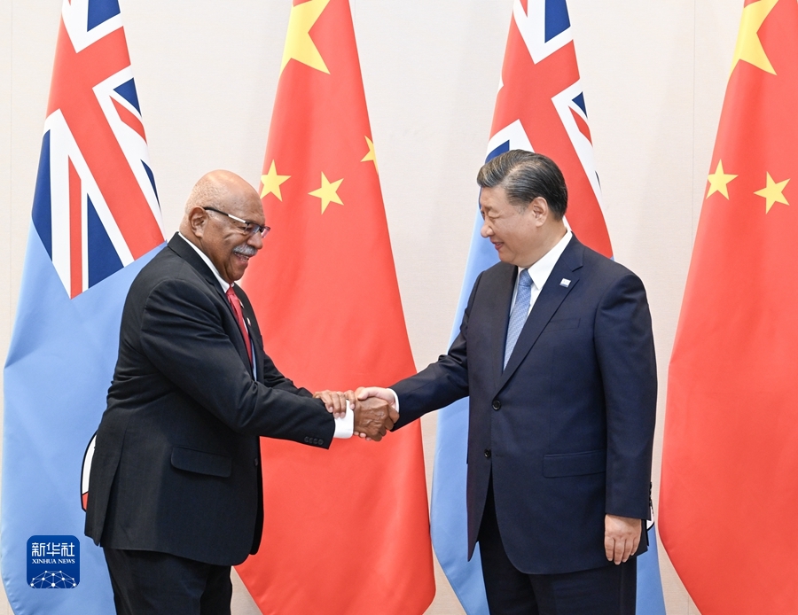 Incontro tra Xi Jinping e il Primo Ministro delle Figi, Sitiveni Rabuka