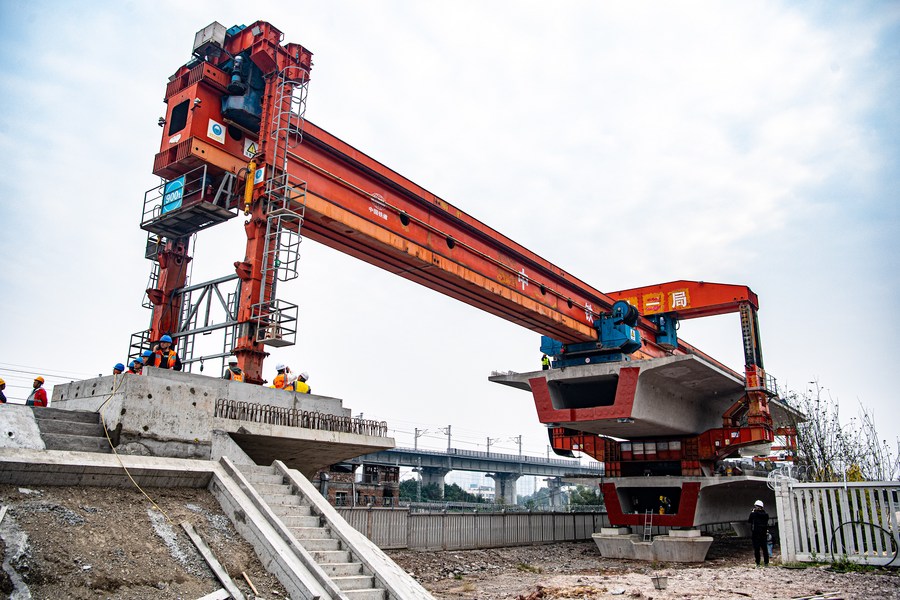 Nuovi progressi della costruzione della ferrovia ad alta velocità Chongqing-Kunming