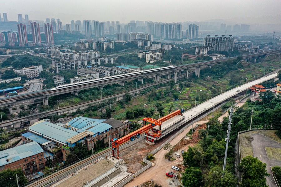 Nuovi progressi della costruzione della ferrovia ad alta velocità Chongqing-Kunming