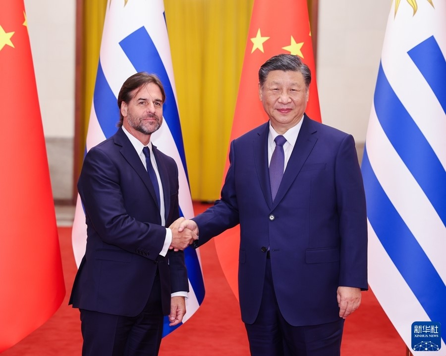 Xi Jinping: colloquio con il presidente uruguaiano Luis Alberto Lacalle Pou