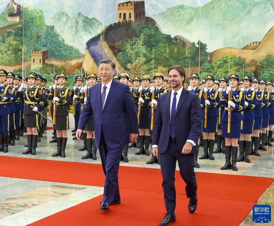 Xi Jinping: colloquio con il presidente uruguaiano Luis Alberto Lacalle Pou