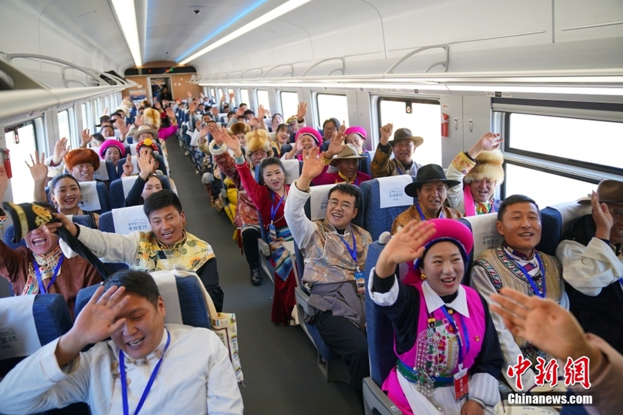 Aperta al traffico la ferrovia Lijiang-Shangri-La