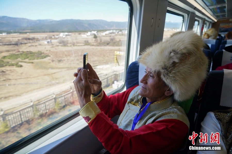 Aperta al traffico la ferrovia Lijiang-Shangri-La