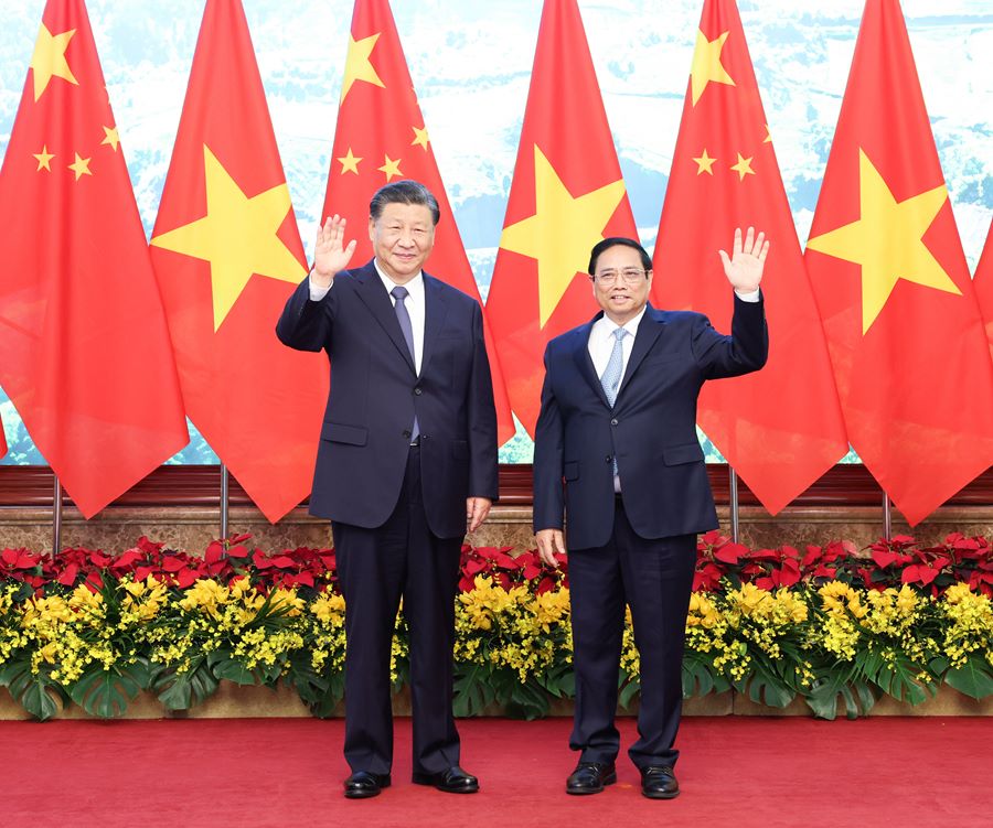 Xi Jinping incontra il Premier vietnamita, Pham Minh Chinh