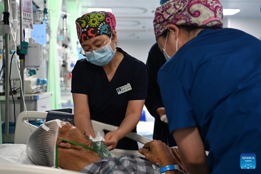 784 persone in cura in ospedale dopo il terremoto nel Gansu