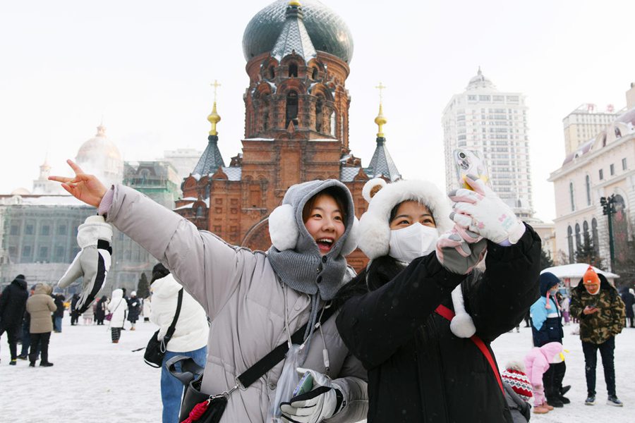 Harbin, boom del consumo su ghiaccio e neve