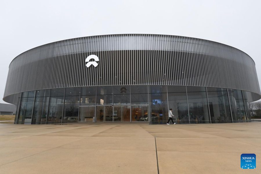 Il centro esperienze del produttore cinese di auto elettriche NIO a Hefei, nella provincia dell'Anhui, Cina orientale. (1 febbraio 2024 - Xinhua/Zhang Duan)