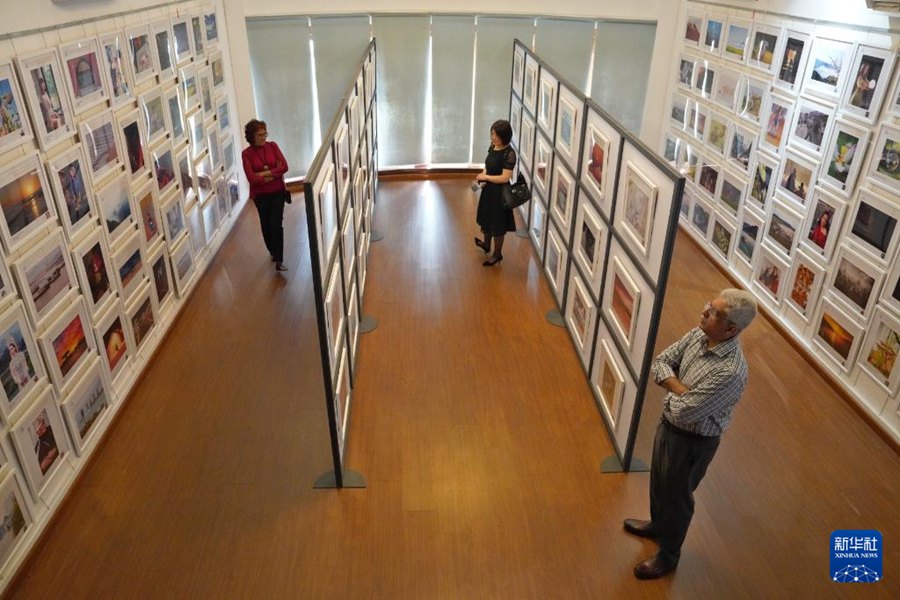 Mostra fotografica Sri Lanka-Cina promuove l'amicizia e l'apprendimento culturale reciproco