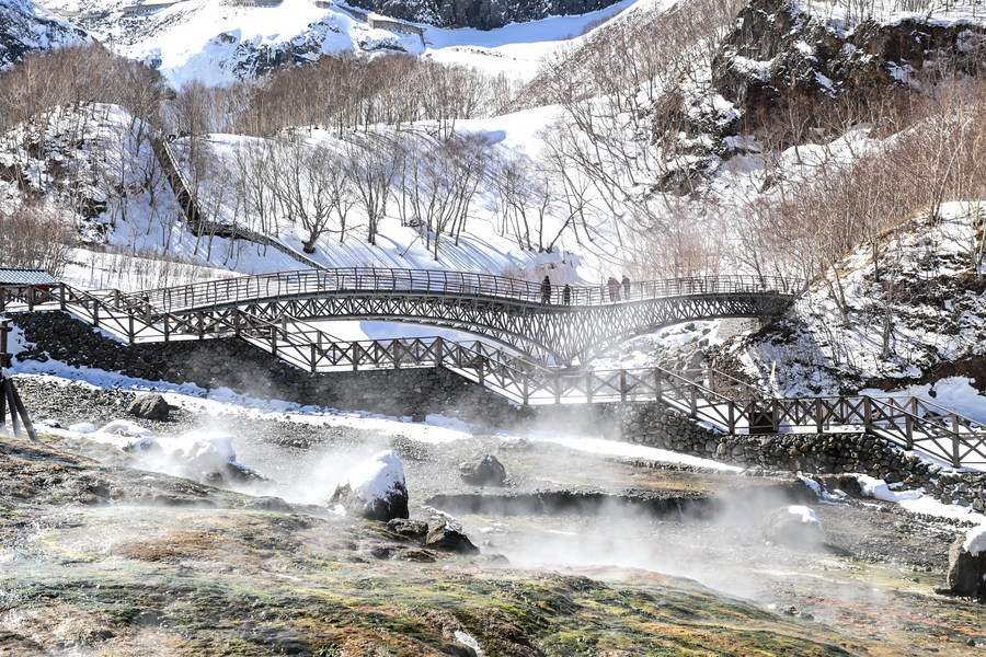 I monti Changbai coperto di neve nella provincia del Jilin, nel nord-est della Cina. (7 marzo 2021 - Xinhua/Yan Linyun)