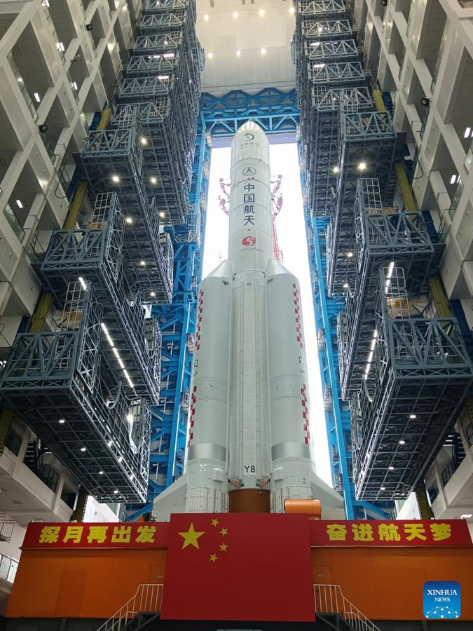 La Cina si prepara a lanciare la sonda lunare Chang'e-6