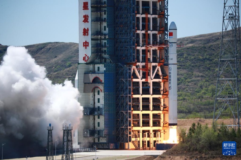 Cina: successo del primo lancio del razzo vettore Lunga Marcia 6C con quattro satelliti