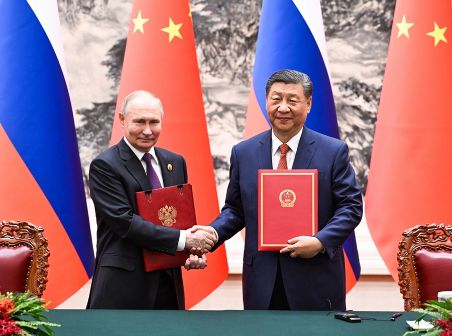 Colloqui tra Xi Jinping e il presidente russo Putin