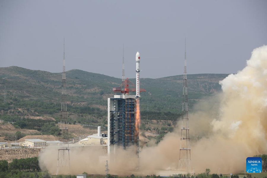 La Cina lancia con successo 4 satelliti della costellazione Beijing-3C