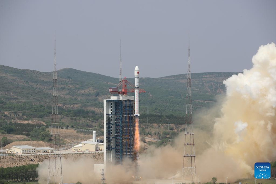 La Cina lancia con successo 4 satelliti della costellazione Beijing-3C