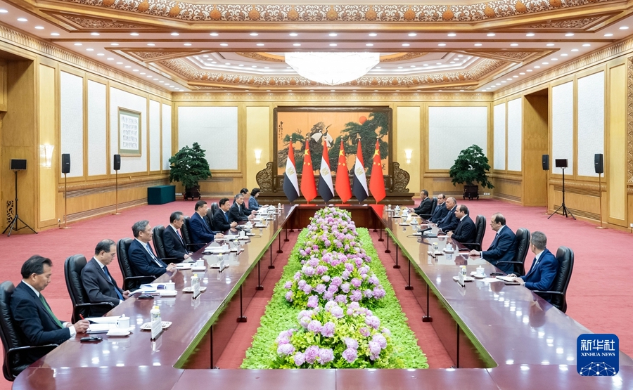 Beijing, Xi Jinping incontra il presidente egiziano Abdel Fattah El-Sisi