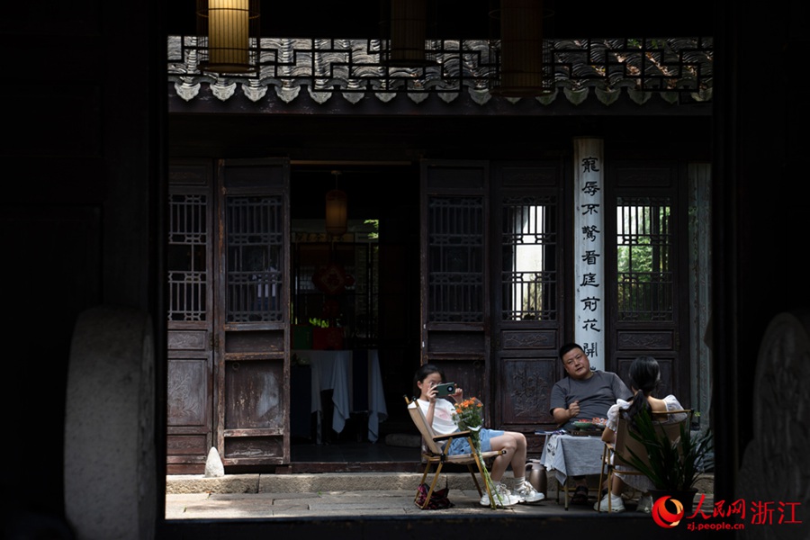 Jiaxing: Festa delle Barche Drago lungo l’antica via Yuehe