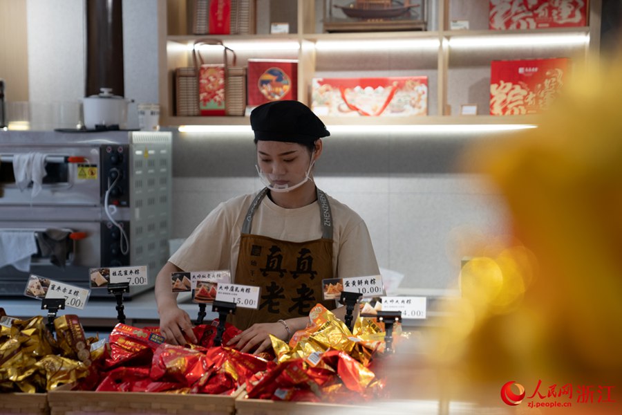 Jiaxing: Festa delle Barche Drago lungo l’antica via Yuehe