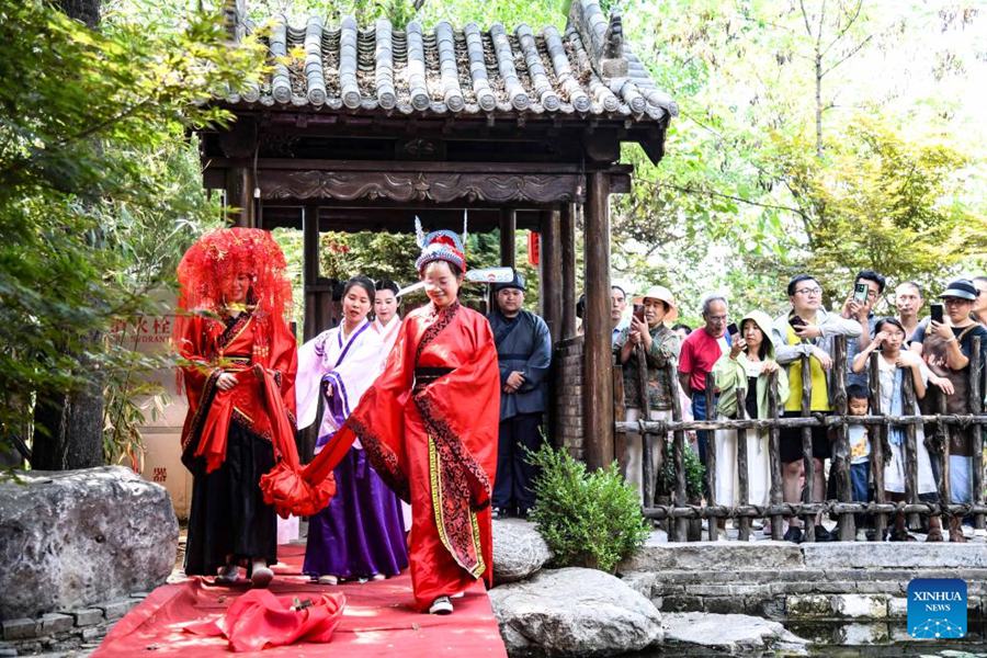 La Cina registra 110 milioni di viaggi turistici nazionali durante la Festa delle Barche Drago