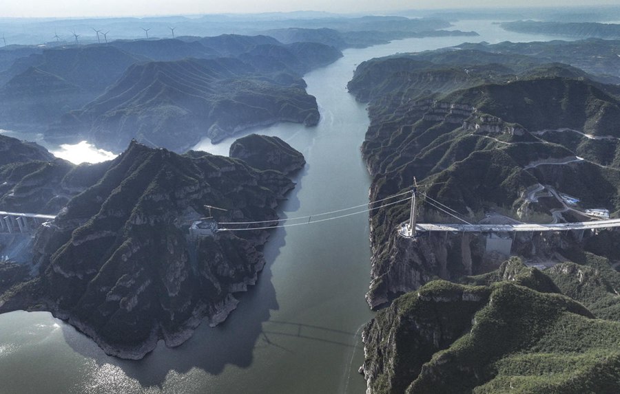 Henan, in costruzione il primo ponte sospeso a cavo ancorato a terra al mondo