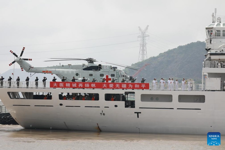 Record! La nave ospedale "Peace Ark" della Marina Militare Cinese visita 13 Paesi