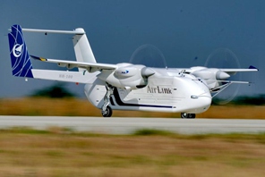 Primo volo sperimentale per l'aereo da trasporto cinese senza equipaggio HH-100