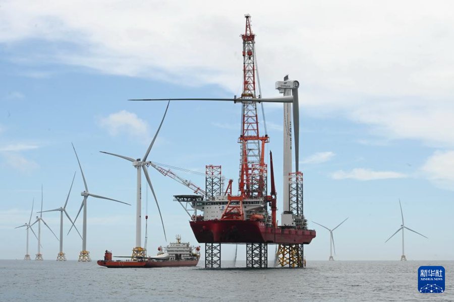 Primo parco eolico offshore del Paese con turbine a grande capacità singola viene completamente collegato alla rete