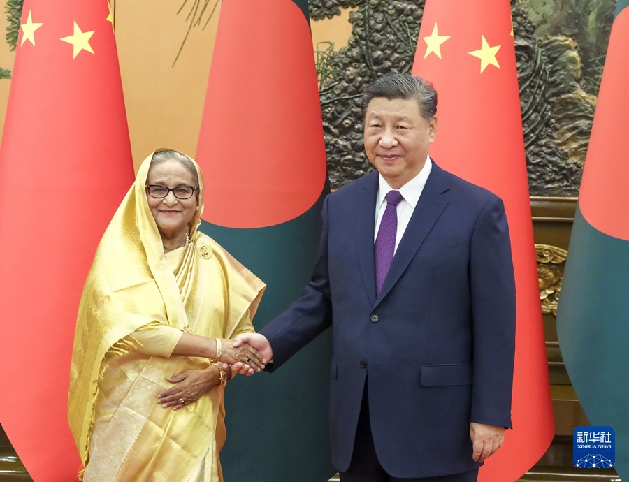 Xi Jinping incontra il Primo Ministro bangladese, Sheikh Hasina