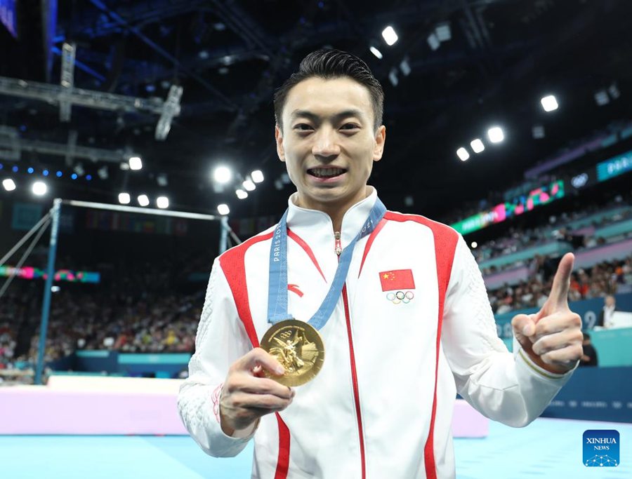 Zou Jingyuan vince la seconda medaglia d'oro della Cina nella ginnastica alle Olimpiadi di Parigi