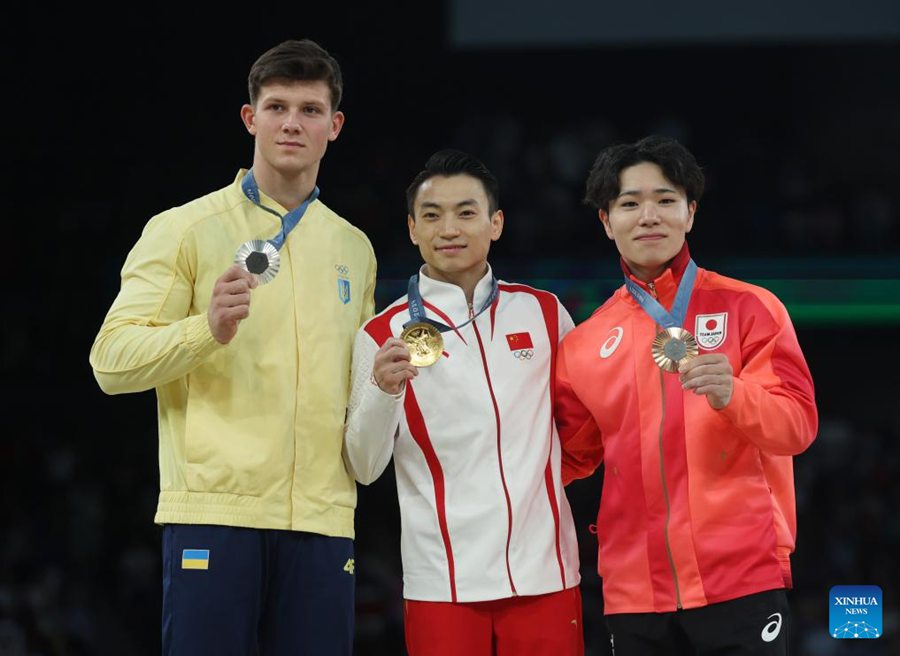 Zou Jingyuan vince la seconda medaglia d'oro della Cina nella ginnastica alle Olimpiadi di Parigi