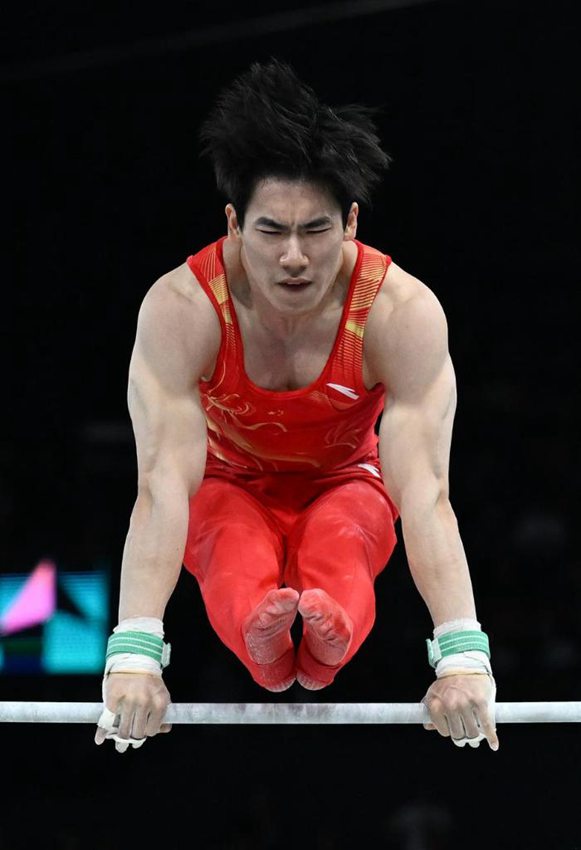 Biles chiude Parigi 2024 con l'argento dietro alla brasiliana Andrade, l'Italia conquista una storica vittoria alla trave