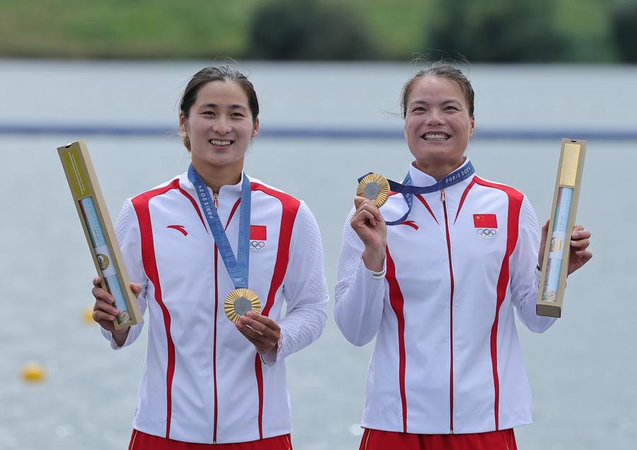 Xu Shixiao e Sun Mengya vincono oro in doppio 500m femminile di canoa a Parigi