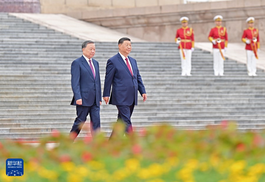 Incontro fra Xi Jinping e To Lam: 