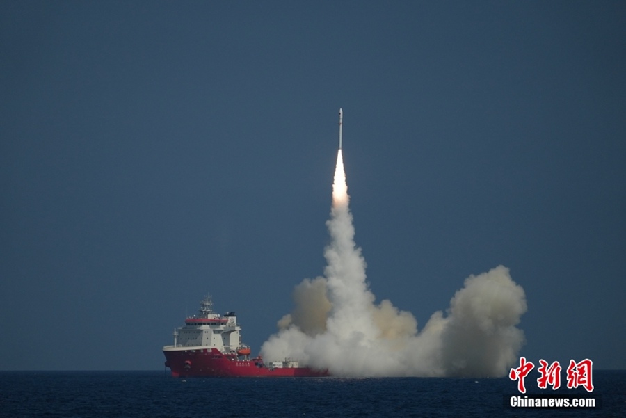 Cina, successo del test di lancio dal mare del razzo vettore Yao 3 Ceres-1