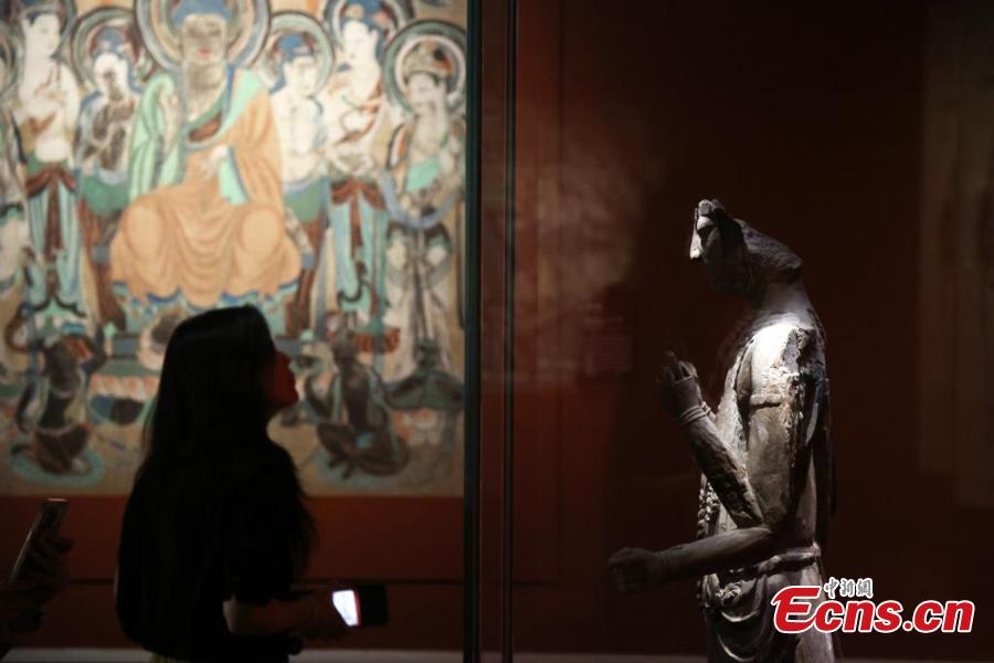 Shanghai, apertura di una grande mostra d'arte Dunhuang