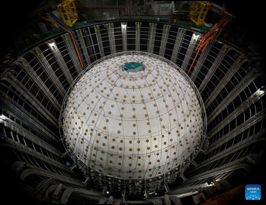 Cina: completata costruzione più grande sfera plexiglass al mondo