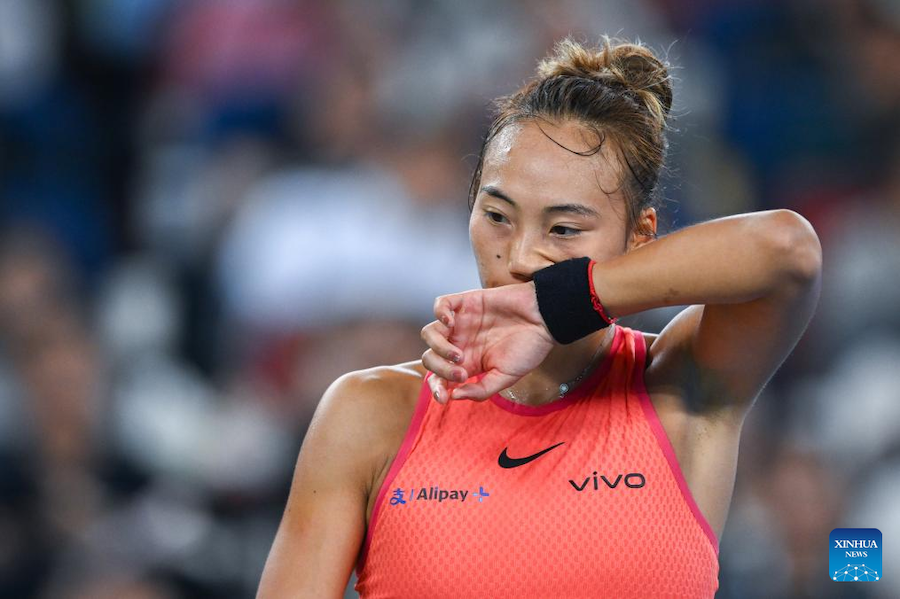 Sabalenka batte Zheng Qinwen e vince il Wuhan Open