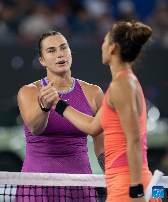 Sabalenka batte Zheng Qinwen e vince il Wuhan Open